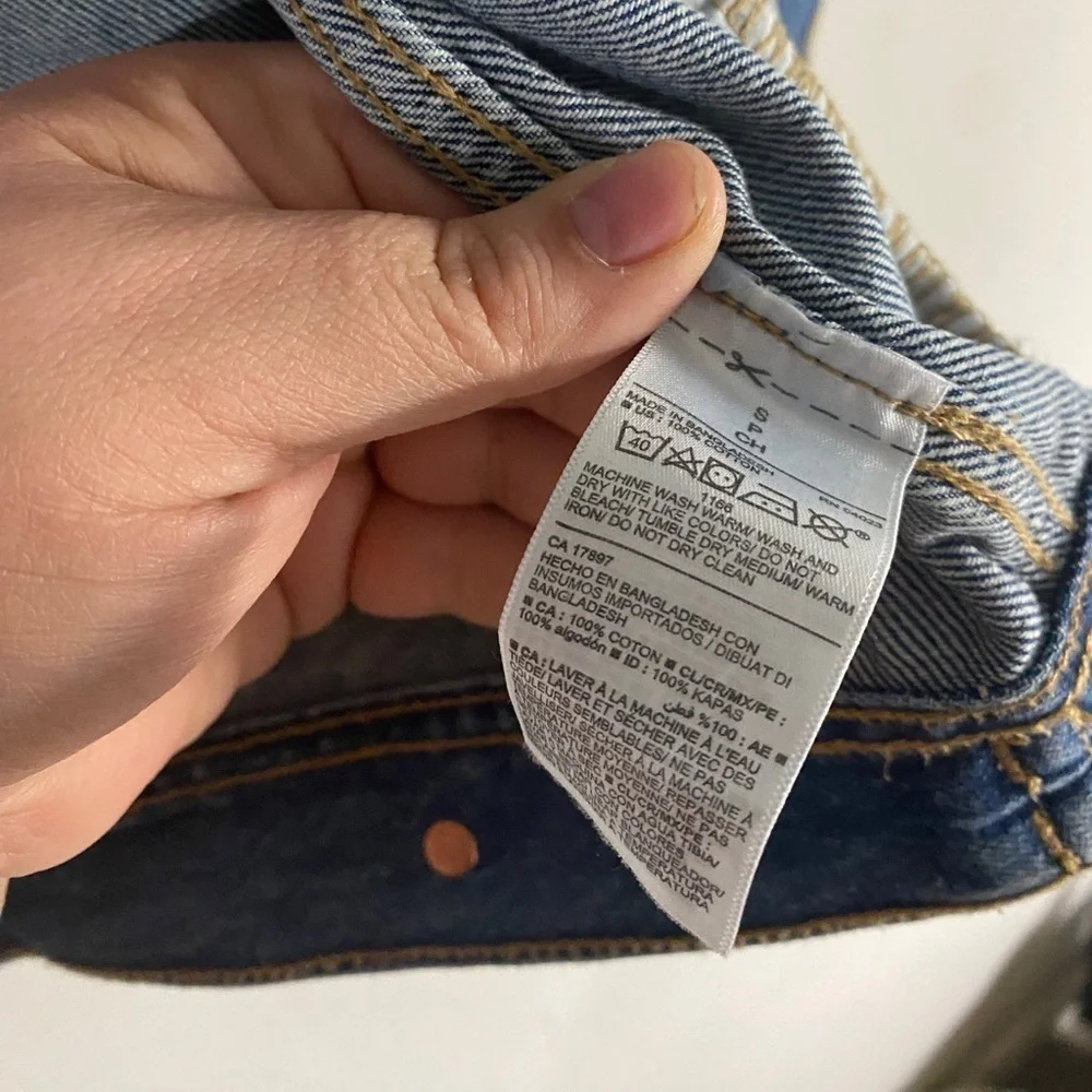 Old Navy - Boy Friend Blue Jean jacket - Picture 8 of 9